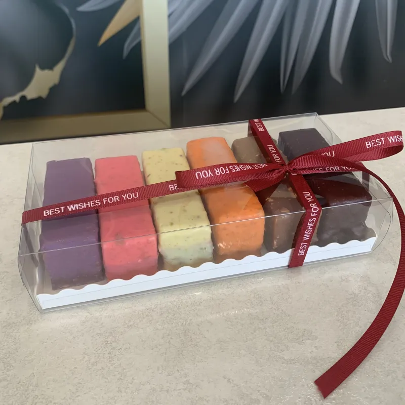 Box of 6 mousse desserts "Just to Tea" in Edmonton | TISTO CAKES