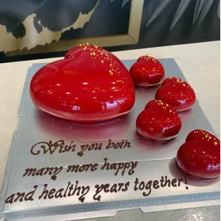 Heart Cake Set Edmonton | Tisto Cakes