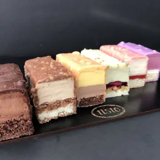 Box of 6 mousse desserts "Just to Tea" in Edmonton | TISTO CAKES