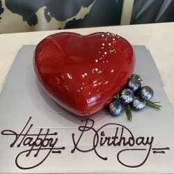 Mousse cake "Red Heart"
